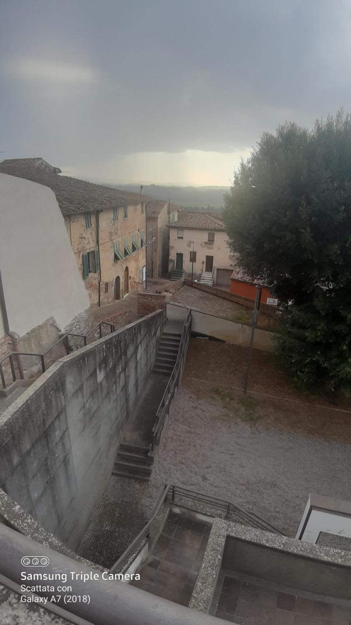 Il Paradiso Sopra Le Nuvole Peccioli Pokój zdjęcie
